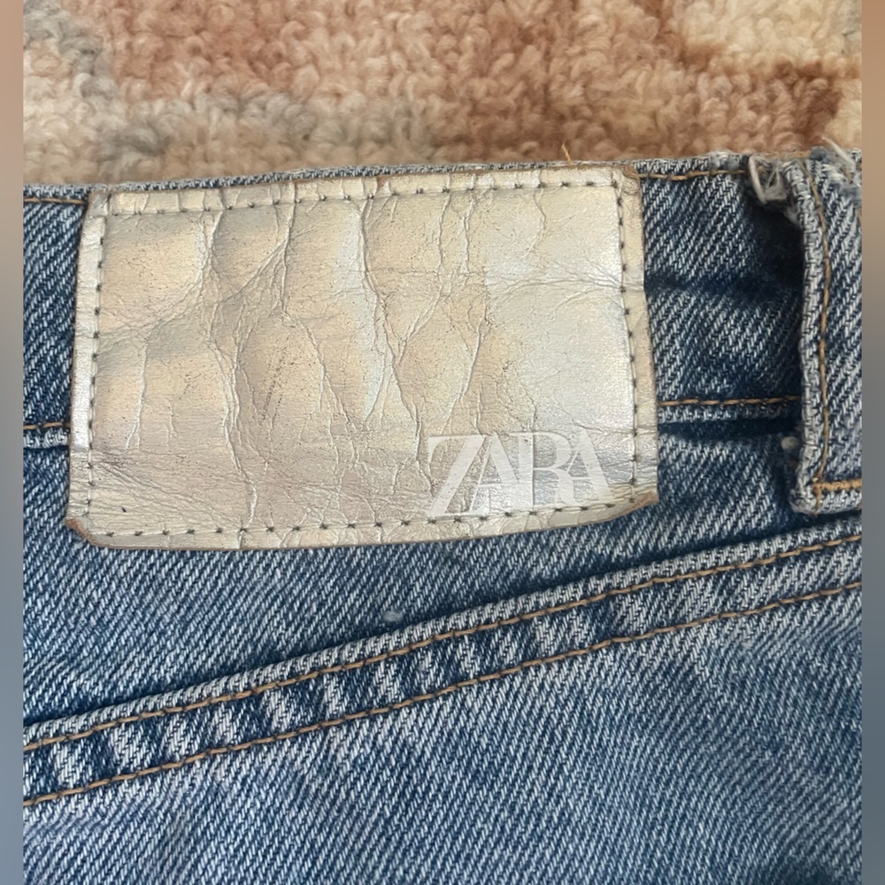 Zara Blue Distressed Straight Leg Jeans - Picture 7 of 7